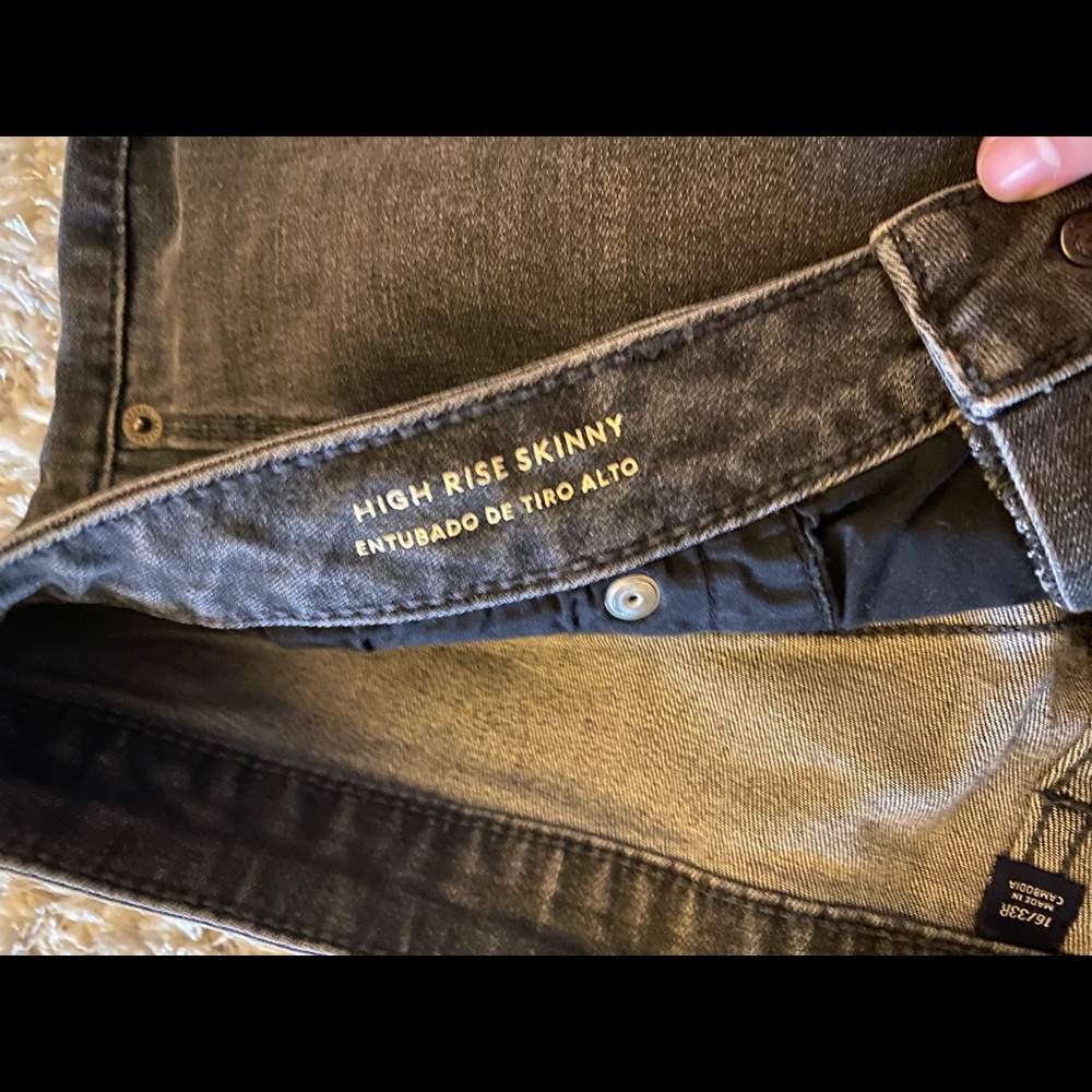 Target- Universal Thread jeans - Picture 4 of 7